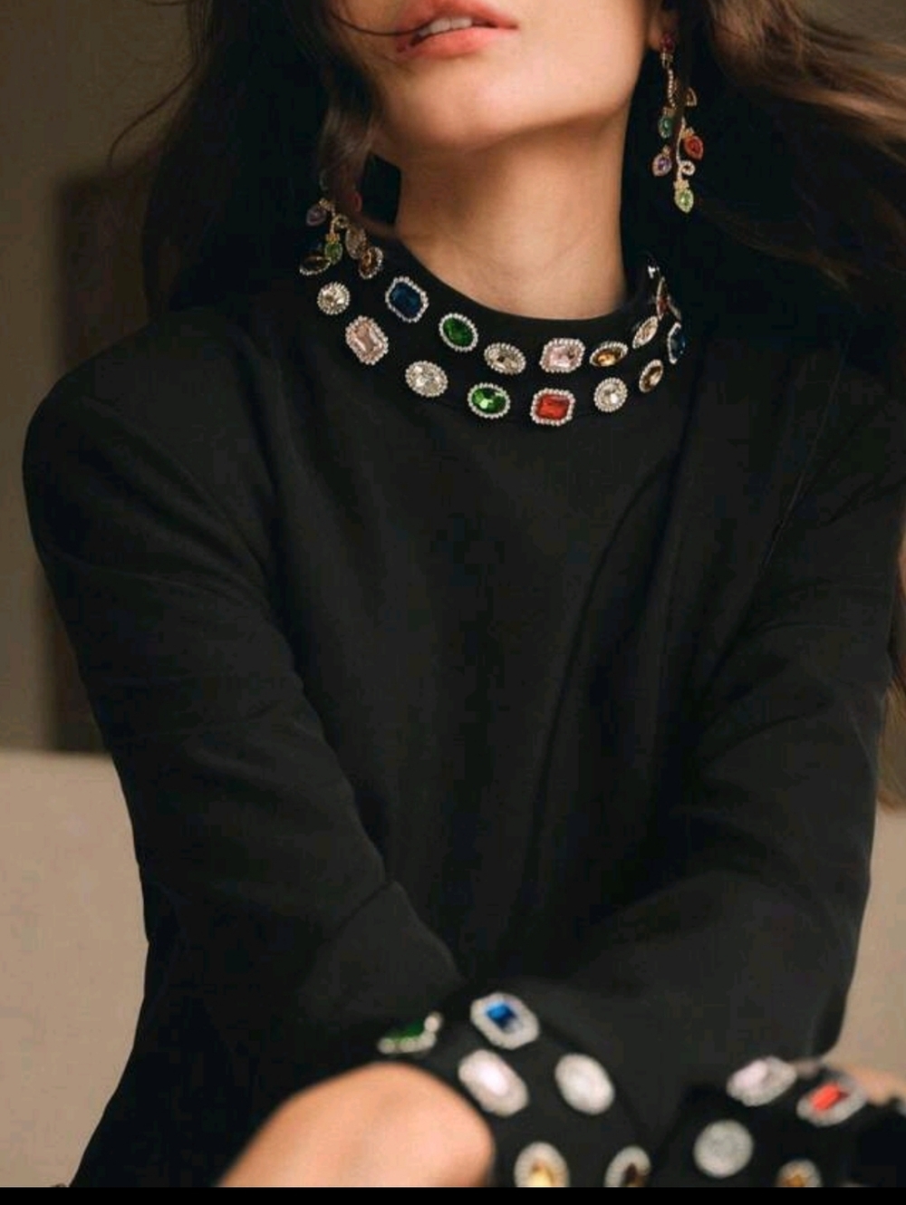 Black Long-Sleeve Jewel-Trim Shift Dress - Picture 2 of 15